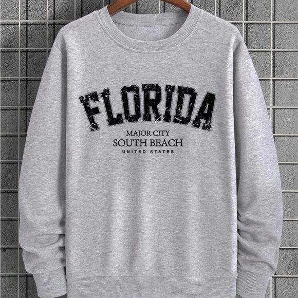 SHEIN Crewneck - Picture 2 of 3